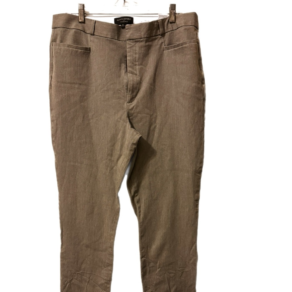Gray cropped slacks